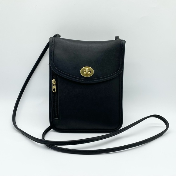 Sold - Picture 3 of 10